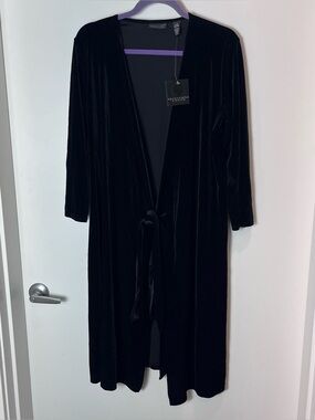 Apostrophe Stretch Y2K Black Velvet Wrap Dress Long Sleeve‎ NWT Large Whimsigoth